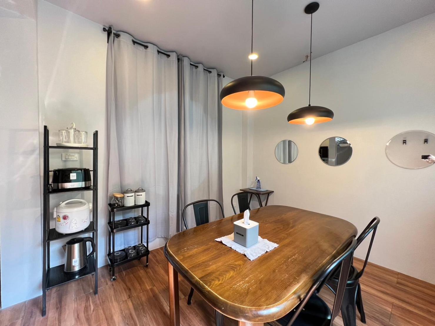 Mini-Me Home, A Cozy Entire House In Old City 치앙마이 외부 사진